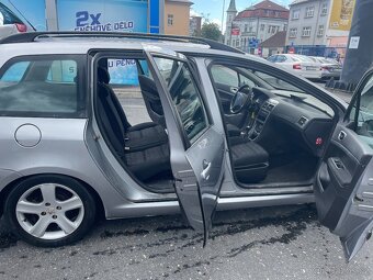 PEUGEOT 307 KOMBI 2.0HDI 100KW RV.2004 - 9