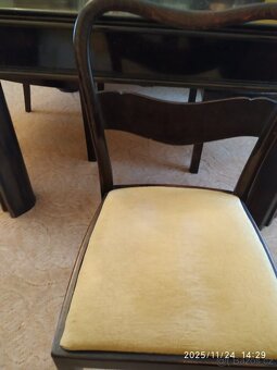 Starožitný nábytek - obývák - 9