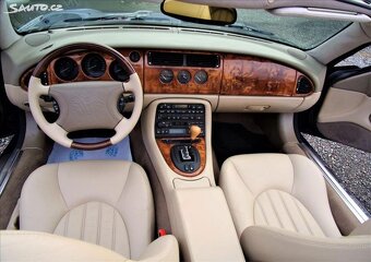 JAGUAR XK8 gabrio - 9