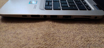 Za 2999 Kč HP Elitebook 820G3 SSD 256GB + HDD 500GB + Dock - 9