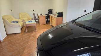 Volvo V40 Momentum 2,0d 110kW Automat - 9