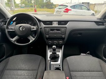 Škoda Octavia III 1.8 TSI kombi 132kW - 9
