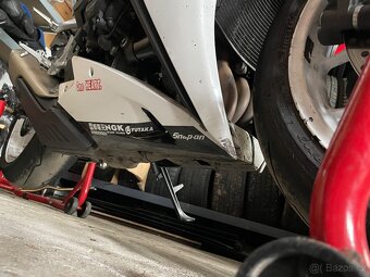 Honda CBR1000RR Fireblade sc59 2016 - 9