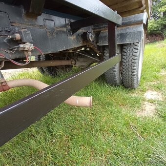 Avia A31 hákový nosič kontejneru - 9