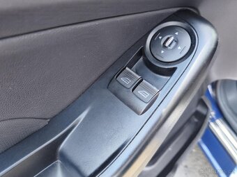 Ford Fiesta 1.25i , 44 kW benzín, 2014 - 9