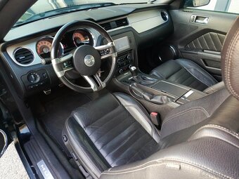 Ford Mustang GT 5.0 V8 Coyote - MANUAL - 9
