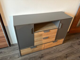 Nábytková sestava do dětského pokoje - 9