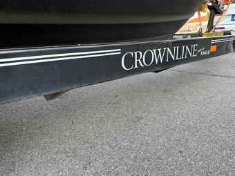 Kajutová loď CROWNLINE 250 CR - 9