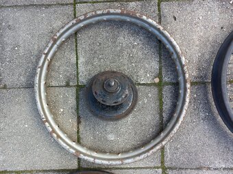 ČZ Předvalečná - Přední kola - 9