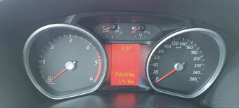 Ford Mondeo - 9