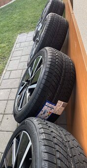 VEGA AERO orig.skoda Superb3V 5x112 8j x19 ET 44 235 50R19 - 9