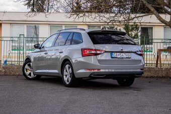 Škoda Superb Combi 2.0 TDI SCR Sportline-DSG - 9
