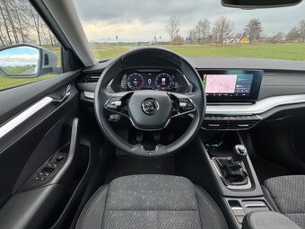 Octavia 1.5TSI 110kW STYLE+ DPH ČR 123tkm Matrix-Led - 9
