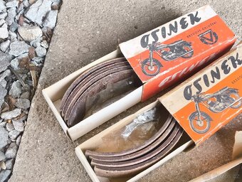 Nepoužité brzdové obložení Osinek Jawa ČZ 250 350 175 125 - 9