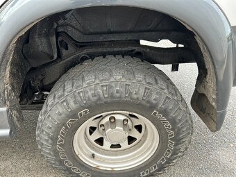 Mitsubishi Pajero Sport 2,5 D - 9