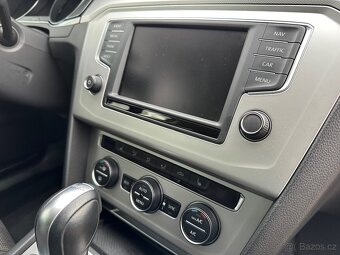 Volkswagen Passat, 2.0 110kw Comfortline DSG/ACC/masáže - 9