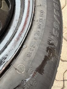 Plech kola s gumy 195/65R15 - 9