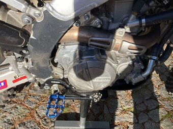Yamaha YZ 450 F - 9
