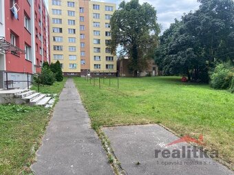 Pronájem pěkného bytu 2+1 43 m2, Opava, ul. Hradecká - 9