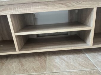TV stolek HASLUND z Jysku - 9