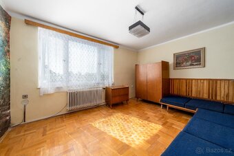 prodej dovugeneračního RD s velkou zahradou - Český Těšín - 9