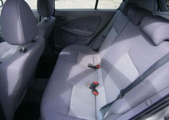 Nissan Almera 1.5i 72kw,CZ benzín manuál 72 kw - 9