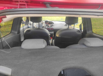 Renault Twingo, 1.2 benzín s 56kW - 9