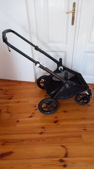 Dvojkombinace Bugaboo FOX s výbavou - 9