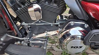 Harley Davidson FLHTK Electra Glide Ultra Limited - 9