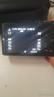 Sony Cyber-shot DSC-HX60V - 9