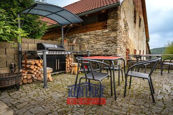 Prodej prosperujícího penzionu s restaurací a prostorné chat - 9