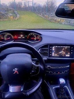 Peugeot 308 1.6i - 9