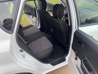 KIA CEED 1,4 CVVT Active+ (80kW - 109 koní) - 9