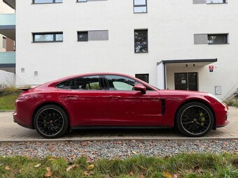 Porsche Panamera 4 E-Hybrid - 9