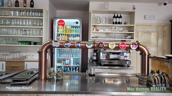 Nabízíme funkční restauraci, kompletně vybavenou a po komple - 9