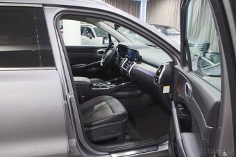 Kia Sorento 1.6 T-GDI 176kW HYBRID 4x4 57tkm Virtual 7-míst - 9