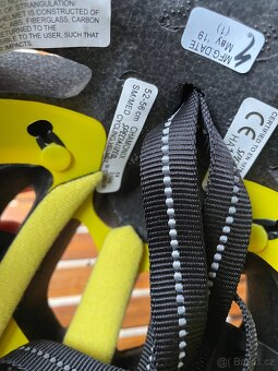 Helma/přilba dětská Specialized - 9