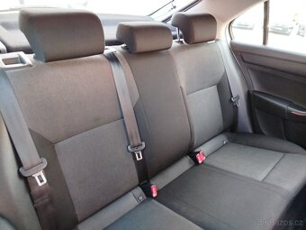 Škoda RAPID 1.2 MPi 55kW, r.v. 4/2013, najeto 147.591km - 9