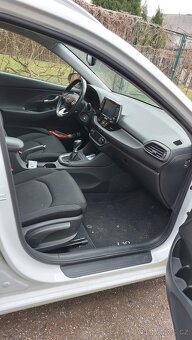 Hyundai i30 Combi 1,6 CRDI 2018 PDE - 9