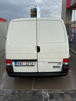 VW Transporter T4 Long 2.5 TDI chlaďák - 9