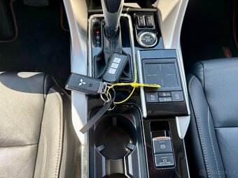Mitsubishi Eclipse Cross 1.5 Turbo 120 kW, INSTYLE, 4x4 - 9