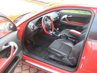 AUDI A3 2.0 TDi S-LINE QUATTRO - 9