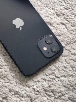 iPhone 12 64gb baterie 93% - 9