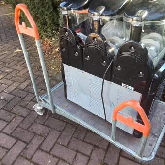 Vyrobnik ledove triste  GBG 2a3 komory - 9