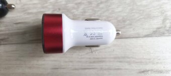 CL USB rychlonabíječky do auta, s LCD, podsvícením, QuickCh3 - 9