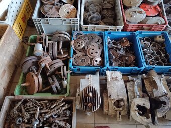 DILY JAWA 250 + PIONYR - 9