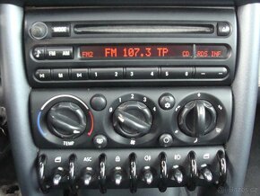 Mini One, 1.6i, Servisní kniha - 9