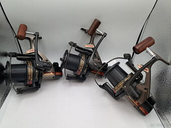 Rybářský naviják X3 Daiwa GS3000 Whisker Tournament SS3000 J - 9