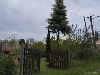Šikovný pozemok na chalupu Dubovce - 9