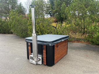 Akrylátová venkovní viřivka Marivox, hot tub, koupací sud - 9